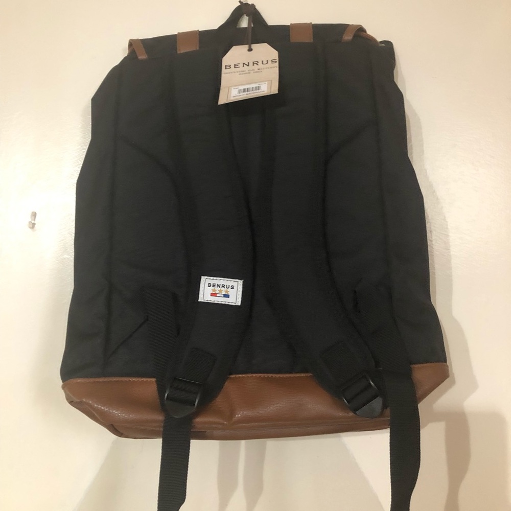 Backpack - Picture 2 of 4